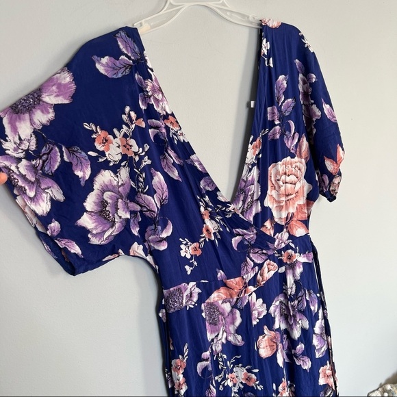 JOA Open-back Floral Print Jumpsuit In Cobalt Floral - Picture 3 of 11